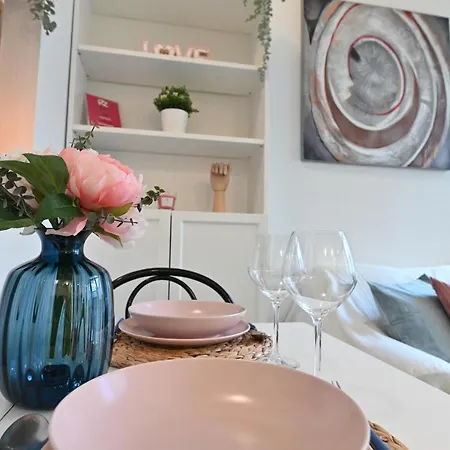 Апартаменты Izzhome *